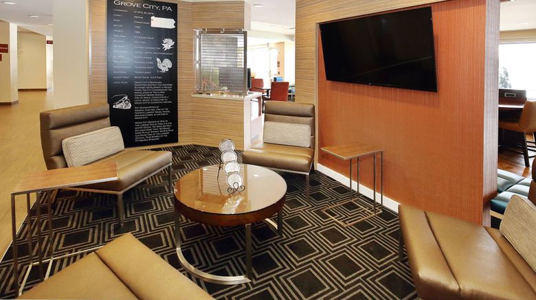 <b>TownePlace Suites Grove City Mercer Lobby</b>. Images powered by <a href="https://www.leonardoworldwide.com/" title="Leonardo Worldwide" target="_blank">Leonardo</a>.