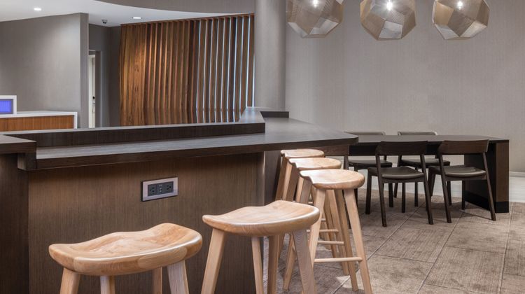 SpringHill Suites Tucson at the Bridges Lobby