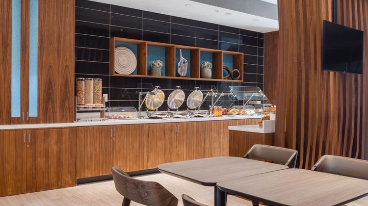 SpringHill Suites Tucson at the Bridges Restaurant