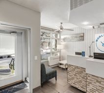 WorldMark Vancouver-The Canadian Lobby