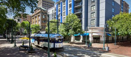 SpringHill Suites Memphis Downtown Exterior