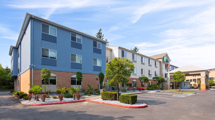 Holiday Inn Express Other