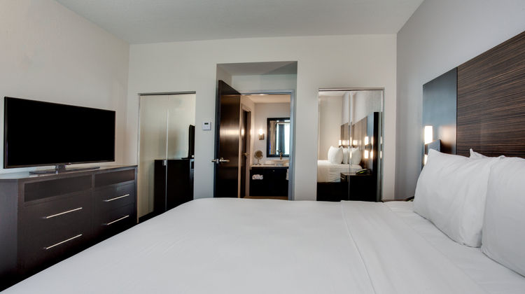 Crowne Plaza Fort Lauderdale Arpt/Cruise Suite