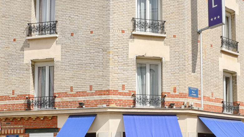 <b>Hotel De Paris Exterior</b>. Images powered by <a href="https://www.leonardoworldwide.com/" title="Leonardo Worldwide" target="_blank">Leonardo</a>.