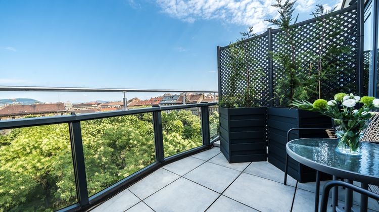 Up Hotel Budapest Exterior