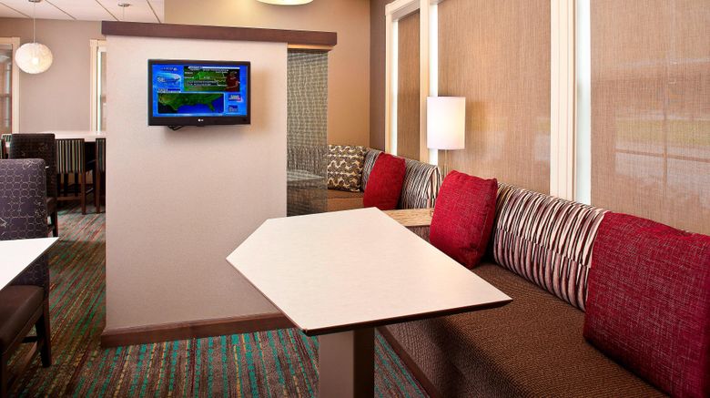 <b>Residence Inn Baton Rouge Siegen Lane Lobby</b>. Images powered by <a href="https://www.leonardoworldwide.com/" title="Leonardo Worldwide" target="_blank">Leonardo</a>.