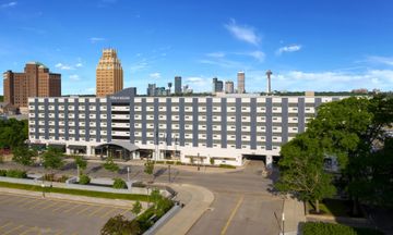 Sheraton Niagara Falls