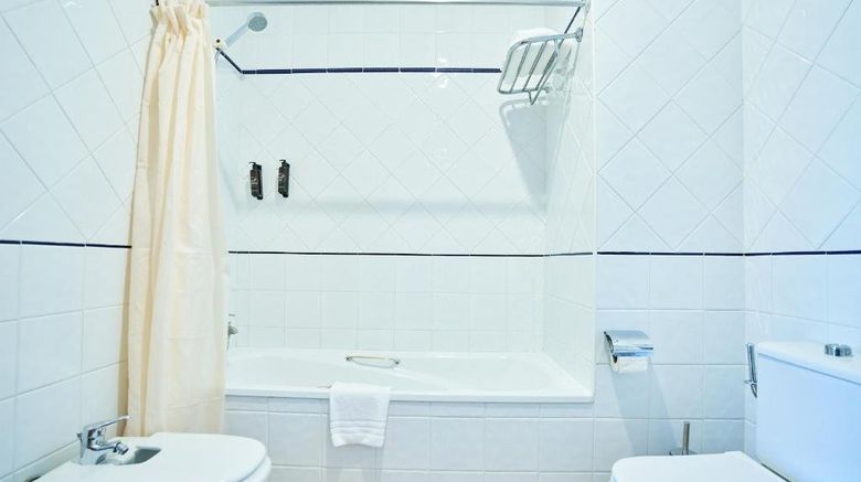 <b>Alhaurin Golf Resort Room</b>. Images powered by <a href="https://www.leonardoworldwide.com/" title="Leonardo Worldwide" target="_blank">Leonardo</a>.