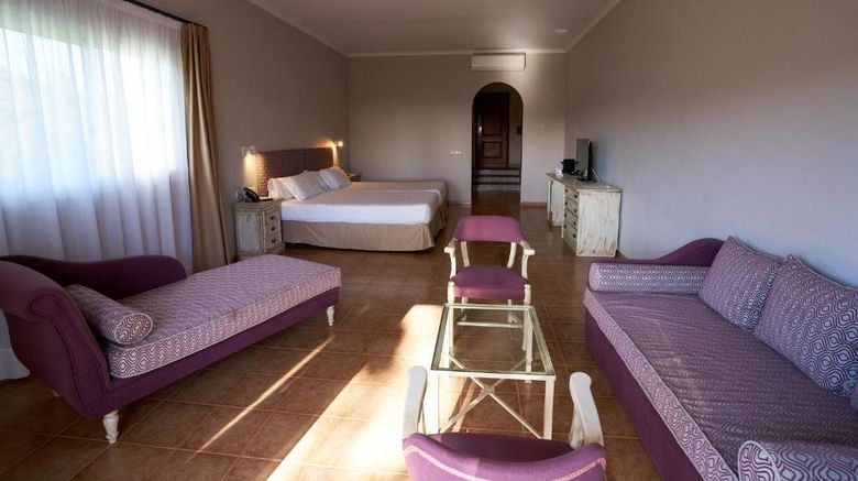 <b>Alhaurin Golf Resort Room</b>. Images powered by <a href="https://www.leonardoworldwide.com/" title="Leonardo Worldwide" target="_blank">Leonardo</a>.