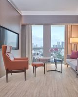 Grand Copthorne Waterfront Hotel