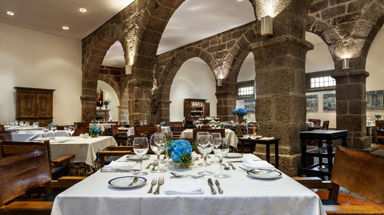 <b>Pousada Mosteiro de Guimaraes Restaurant</b>. Images powered by <a href="https://www.leonardoworldwide.com/" title="Leonardo Worldwide" target="_blank">Leonardo</a>.