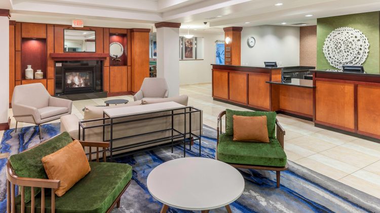 Fairfield Inn & Suites Parmer Lane Lobby
