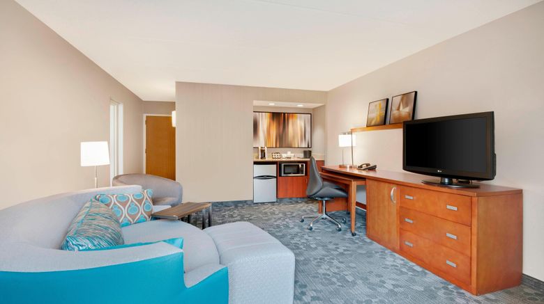 <b>Courtyard by Marriott Savannah Midtown Suite</b>. Images powered by <a href="https://www.leonardoworldwide.com/" title="Leonardo Worldwide" target="_blank">Leonardo</a>.