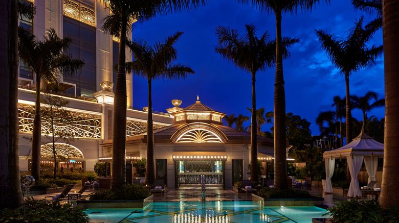 <b>The Ritz-Carlton, Macau Pool</b>. Images powered by <a href="https://www.leonardoworldwide.com/" title="Leonardo Worldwide" target="_blank">Leonardo</a>.