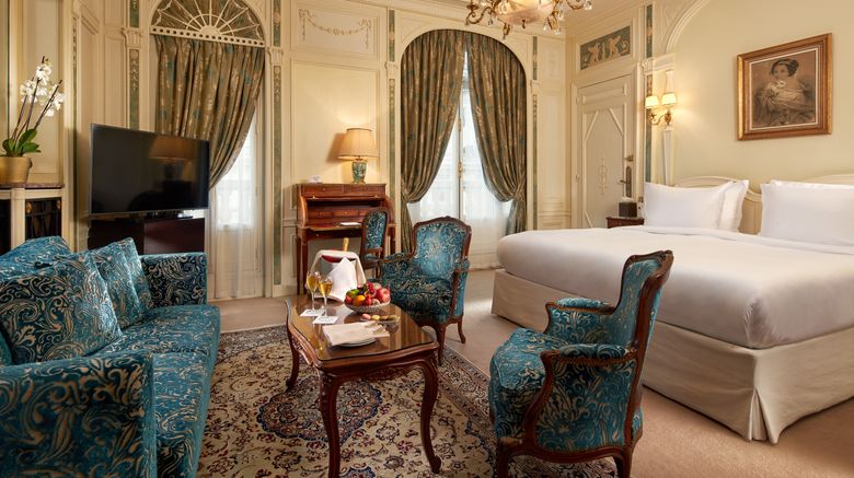 <b>Raphael Hotel Paris Room</b>. Images powered by <a href=https://www.travelagewest.com/Hotels/Paris/