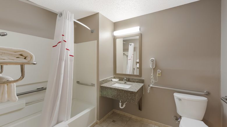 <b>Red Roof Inn Mansfield Room</b>. Images powered by <a href="https://www.leonardoworldwide.com/" title="Leonardo Worldwide" target="_blank">Leonardo</a>.