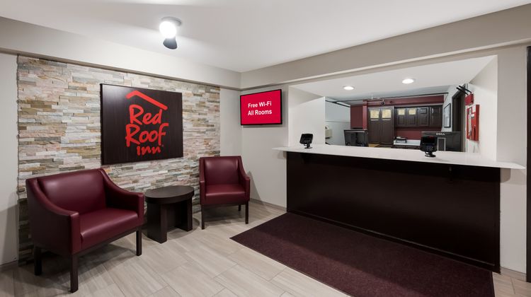 Red Roof Inn Mansfield Lobby