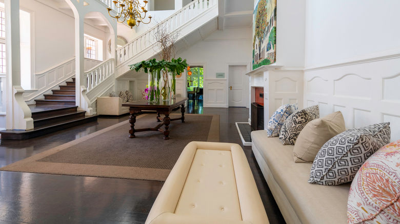 <b>The Cellars Hohenort Hotel Lobby</b>. Images powered by <a href="https://www.leonardoworldwide.com/" title="Leonardo Worldwide" target="_blank">Leonardo</a>.