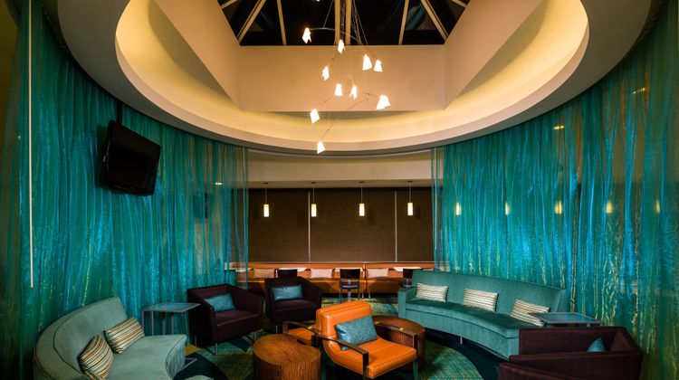 SpringHill Suites New York LaGuardia Apt Lobby