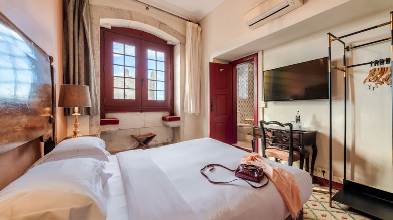 <b>Pousada do Castelo Room</b>. Images powered by <a href="https://www.leonardoworldwide.com/" title="Leonardo Worldwide" target="_blank">Leonardo</a>.