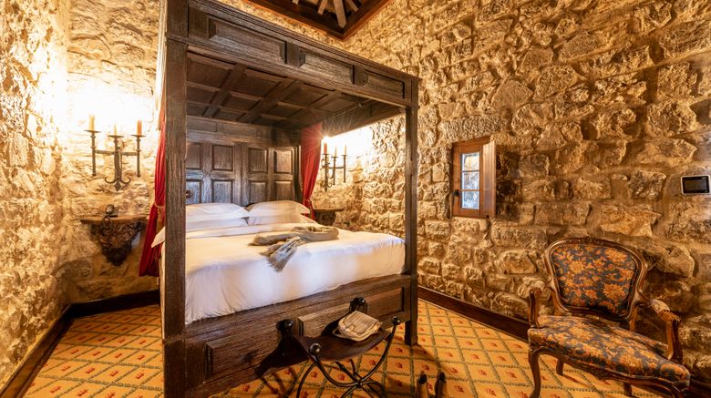 <b>Pousada do Castelo Suite</b>. Images powered by <a href="https://www.leonardoworldwide.com/" title="Leonardo Worldwide" target="_blank">Leonardo</a>.