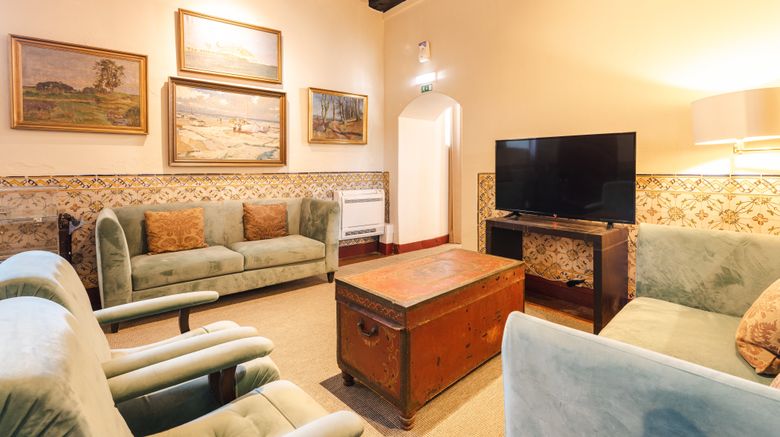 <b>Pousada do Castelo Lobby</b>. Images powered by <a href="https://www.leonardoworldwide.com/" title="Leonardo Worldwide" target="_blank">Leonardo</a>.