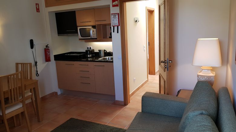 <b>Pestana Palm Gardens Room</b>. Images powered by <a href="https://www.leonardoworldwide.com/" title="Leonardo Worldwide" target="_blank">Leonardo</a>.