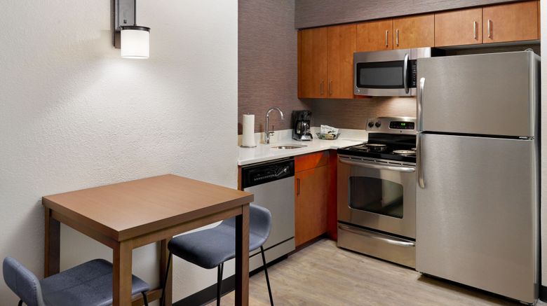 <b>Residence Inn Asheville Biltmore Room</b>. Images powered by <a href="https://www.leonardoworldwide.com/" title="Leonardo Worldwide" target="_blank">Leonardo</a>.