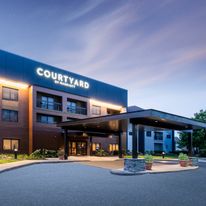 Courtyard by Marriott Columbus Airport