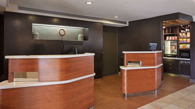 <b>Courtyard San Diego Del Mar/Solana Beach Lobby</b>. Images powered by <a href="https://www.leonardoworldwide.com/" title="Leonardo Worldwide" target="_blank">Leonardo</a>.
