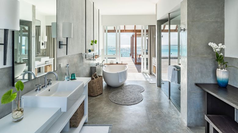 <b>Four Seasons Resort at Landaa Giraavaru Exterior</b>. Images powered by <a href="https://www.leonardoworldwide.com/" title="Leonardo Worldwide" target="_blank">Leonardo</a>.
