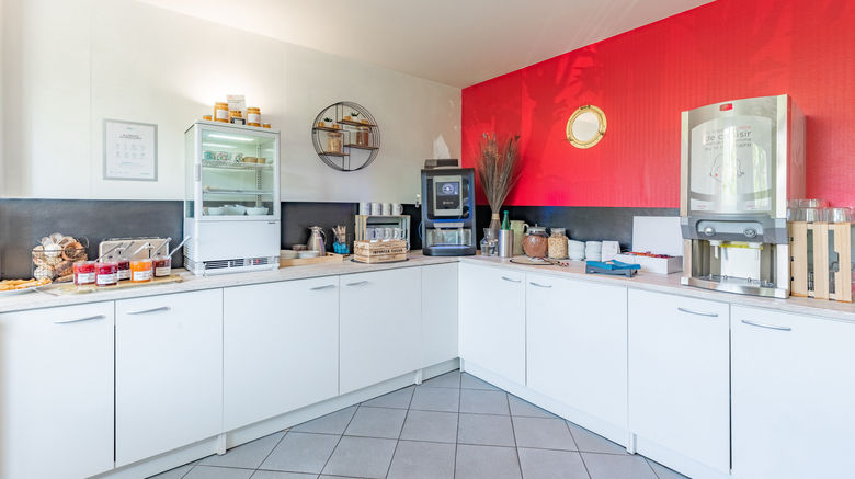<b>Appart'City Rennes Ouest Restaurant</b>. Images powered by <a href="https://www.leonardoworldwide.com/" title="Leonardo Worldwide" target="_blank">Leonardo</a>.