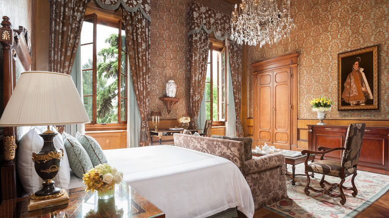 <b>Four Seasons Hotel Florence Suite</b>. Images powered by <a href=https://www.travelagewest.com/Hotels/Florence/