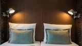 Motel One Bremen Room