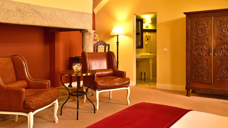 <b>Pousada dos Loios Room</b>. Images powered by <a href="https://www.leonardoworldwide.com/" title="Leonardo Worldwide" target="_blank">Leonardo</a>.