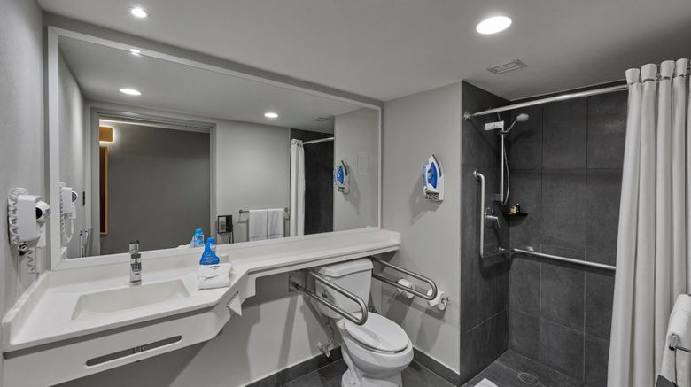 <b>City Express by Marriott Merida Room</b>. Images powered by <a href="https://www.leonardoworldwide.com/" title="Leonardo Worldwide" target="_blank">Leonardo</a>.
