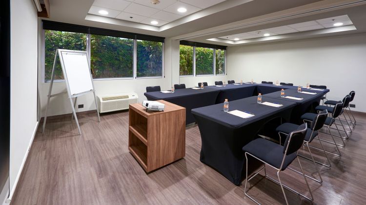 City Express by Marriott Saltillo Norte Meeting