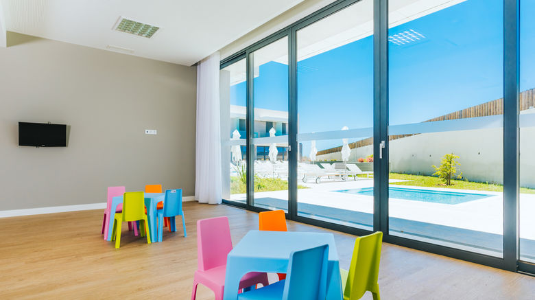 <b>Pestana Ilha Dourada Hotel & Villas Recreation</b>. Images powered by <a href="https://www.leonardoworldwide.com/" title="Leonardo Worldwide" target="_blank">Leonardo</a>.