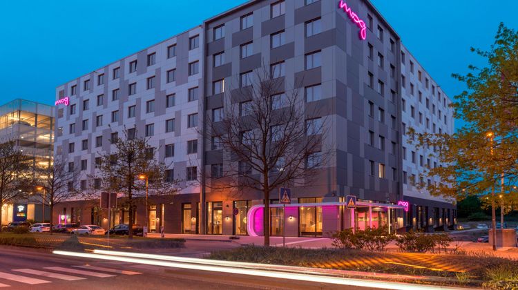 MOXY Frankfurt Airport Exterior