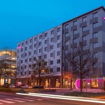 MOXY Frankfurt Airport