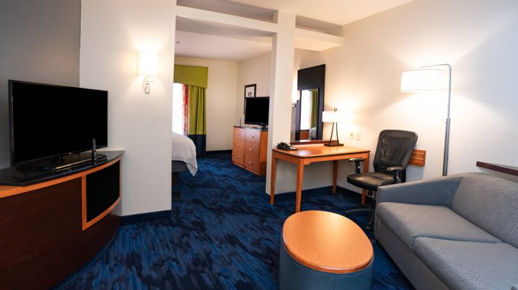 Fairfield Inn & Suites Grand Island Suite