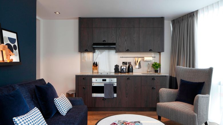 <b>Residence Inn London Bridge Suite</b>. Images powered by <a href="https://www.leonardoworldwide.com/" title="Leonardo Worldwide" target="_blank">Leonardo</a>.