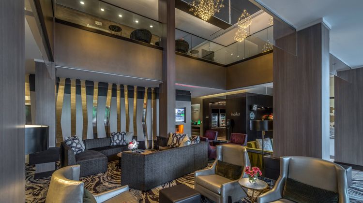 Courtyard by Marriott Chevy Chase Lobby