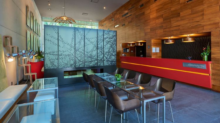 City Express Plus by Marriott Lobby