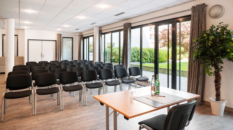 <b>Residhome Appart Hotel Paris-Evry Meeting</b>. Images powered by <a href="https://www.leonardoworldwide.com/" title="Leonardo Worldwide" target="_blank">Leonardo</a>.