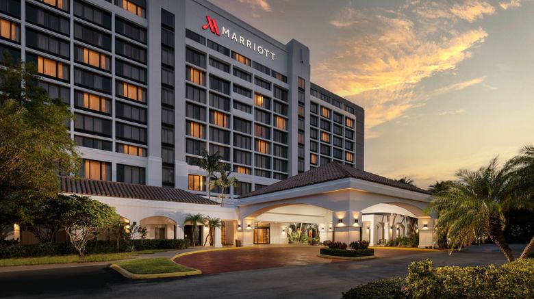 Palm Beach Gardens Marriott Exterior. Images powered by <a href="https://www.leonardoworldwide.com" target="_blank" rel="noopener">Leonardo</a>.