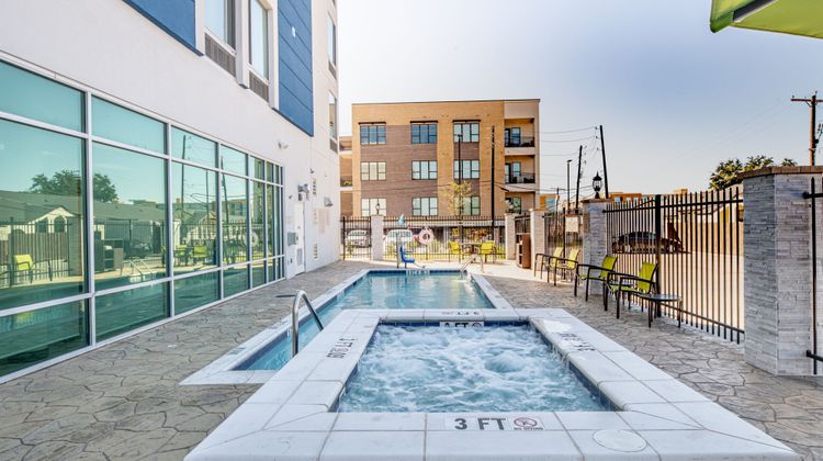 SpringHill Suites Dallas Central Express Pool