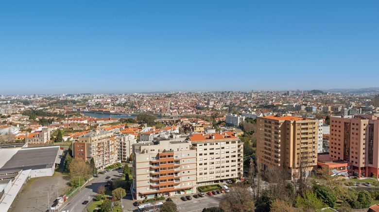 <b>Holiday Inn Porto Gaia Room</b>. Images powered by <a href="https://www.leonardoworldwide.com/" title="Leonardo Worldwide" target="_blank">Leonardo</a>.