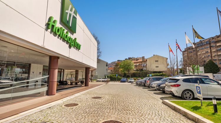 Holiday Inn Porto Gaia Exterior
