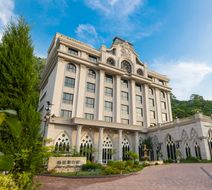 Grasse Grace Manor Exterior